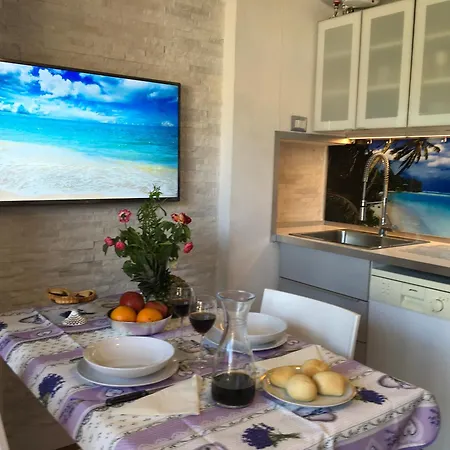Imperiale - - Sea View Terrace And Parking Apartament